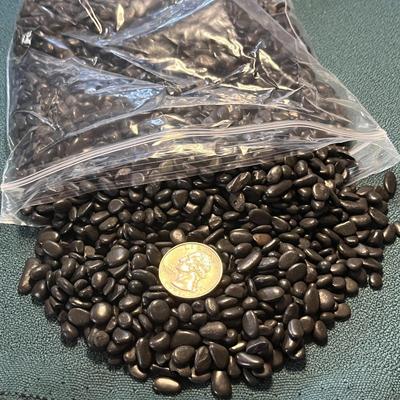 BEAUTIFUL BLACK STONE PEBBLES