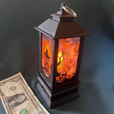 HALLOWEEN LANTERN LIGHTS UP NEW IN BOX