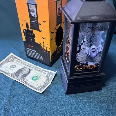 HALLOWEEN LANTERN LIGHTS UP NEW IN BOX