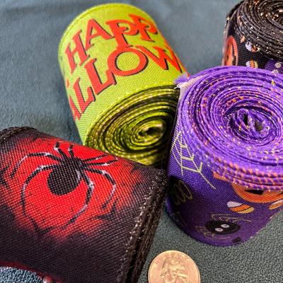 HALLOWEEN STREAMERS 4 ASSORTED