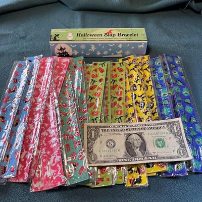 HALLOWEEN PARTY SLAP BRACELETS 24 CT.