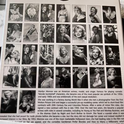 MARILYN MONROE 30 PC. 4â€ X 5-3/4â€ PHOTO POSTCARDS
