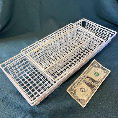 PLASTIC COATED WIRE BASKETS SET OF 4