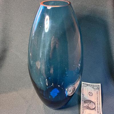 BEAUTIFUL 12â€ TALL BLUE GLASS TAPERED VASE