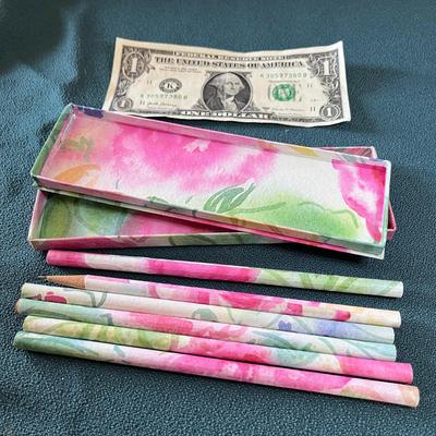 SPECIAL FANCY BOXED SET OF 6 PENCILS 