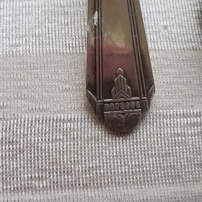 6 place settings Oneida silverplate