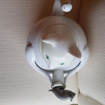 Cat and mouse tea kettle
