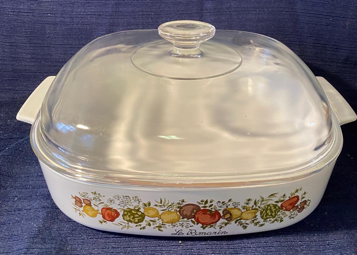 corning-ware-10-x10-x2-w-lid-estatesales