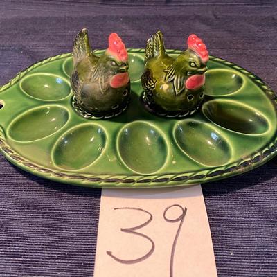 Vintage Green Egg Plate W/Chicken Shakers