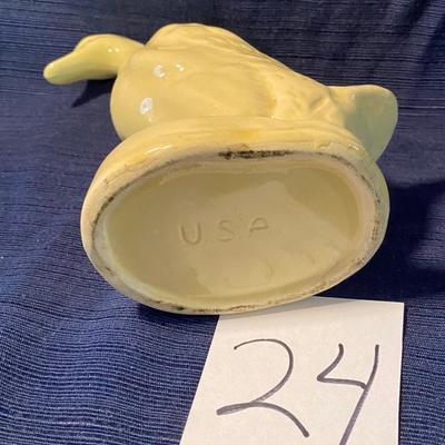 Vintage USA Shawnee Duck Planter