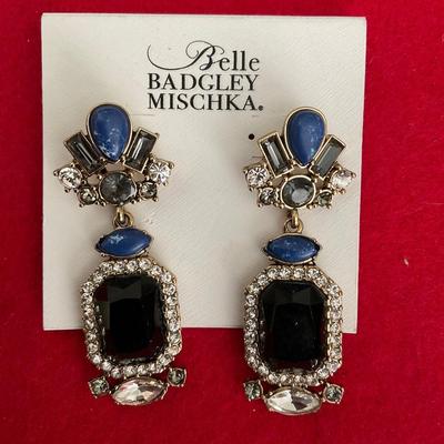 BELLE BADGLEY MISCHKA  BRACELET AND EARRINGS.
