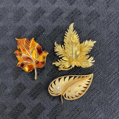 Vintage Gold tone leaf pins