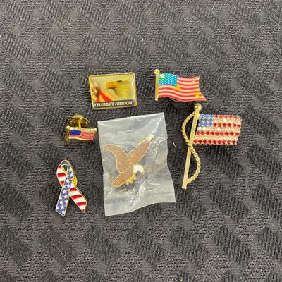 Vintage Patriotic pins