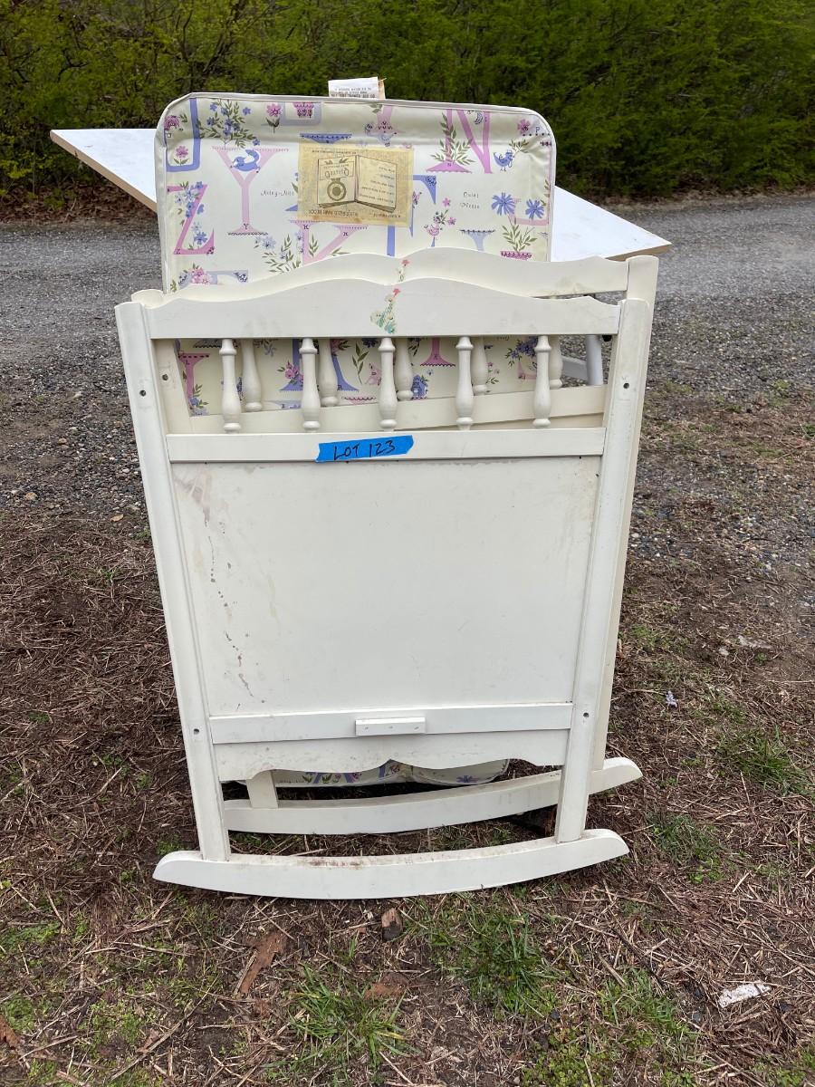 Lot 123 Baby crib/rocker VINTAGE
