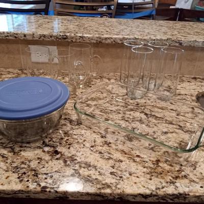 TALL DRINKING GLASSES AND MUGS, CASSEROLE DISH AND BOWL