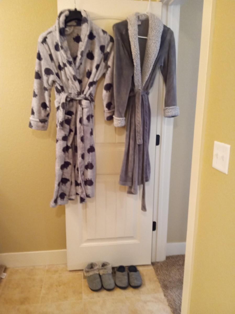 LADIES BATHROBES AND SLIPPERS