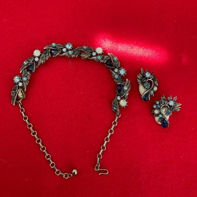 Vintage Florenza Necklace  and earrings.