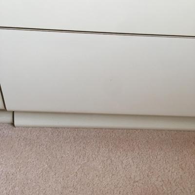 80's dresser