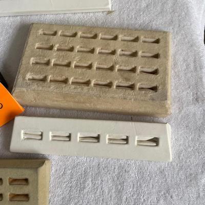 Lot of Ring Displays