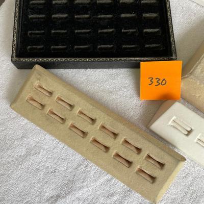 Lot of Ring Displays