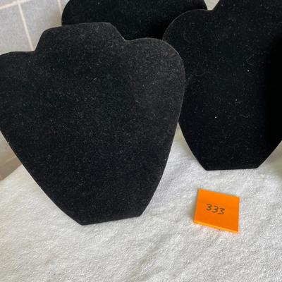 Smaller Necklace flocked displays