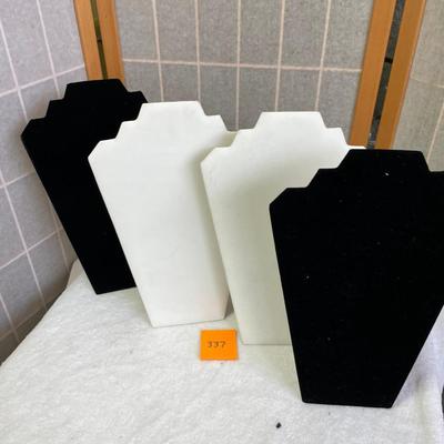 Mixed Size Tall Necklace Displays