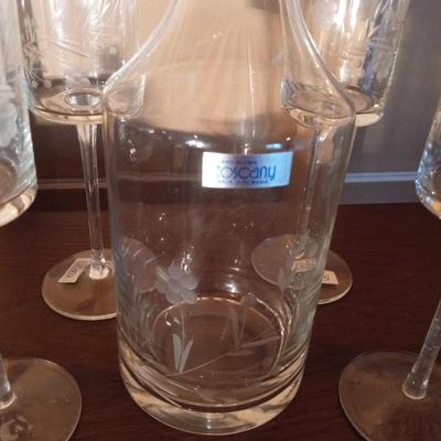 TOSCANY CRYSTAL ETCHED DECANTER W/5 MATCHING GLASSES