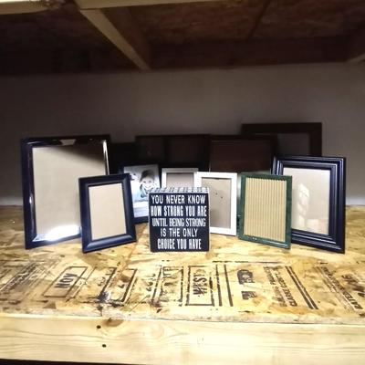 VARIETY OF PHOTO FRAMES AND SIGNAGE