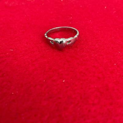 Vintage Avon Ring
