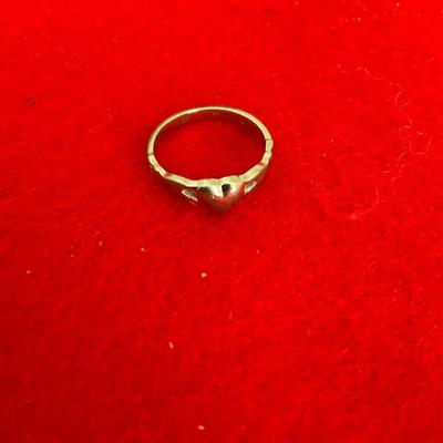 Vintage Avon Ring