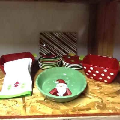 CHRISTMAS THEMED DISHES AND HAND TOWEL