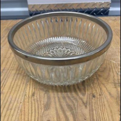 Rogers Silver Co. Vtg 24% Lead Crystal Bowl Silver Plated Rim 9