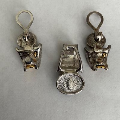 Premier Black Onyx earrings and necklace.