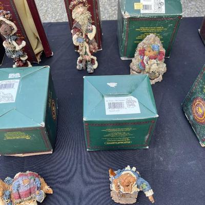 Lot 167 - 16 Boyds Bear Collection with boxes