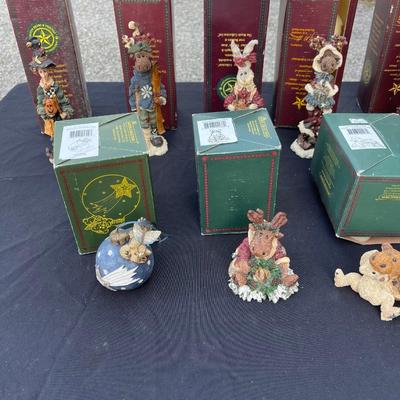 Lot 167 - 16 Boyds Bear Collection with boxes