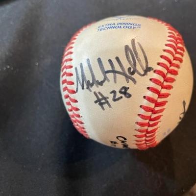 Lot 171 - Signed Baseball