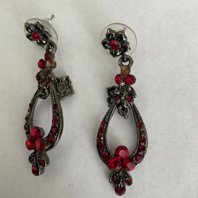 Beautiful earrings Vintage