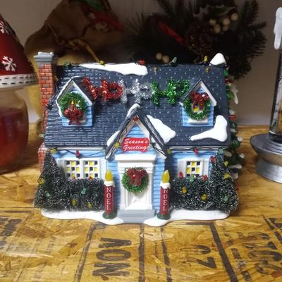 CHRISTMAS LIGHT UP HOUSE-CANDLES AND SMALL WREATH