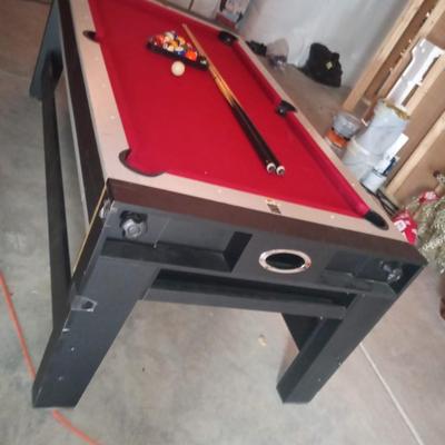 POOL TABLE AND AIR HOCKEY IN ONE