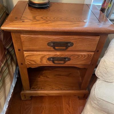 Night Stand - Lot 12