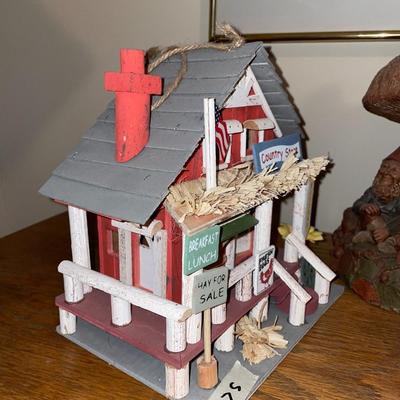 Country Store Decor - Lot 75