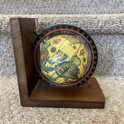 Pair of Wooden Globe Bookends - Lot 83