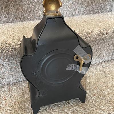 Black and Gold Color Wind Clock with Key - Lot 90