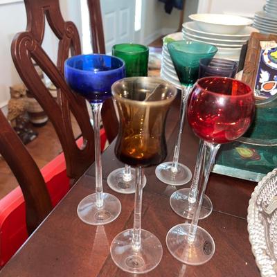 6 Candsticks / Wine Glasses - Lot 126