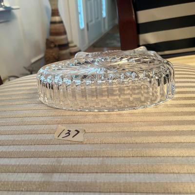2 Glass Platters - Lot 137