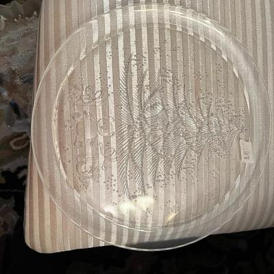 2 Glass Christmas Platters - Lot 148