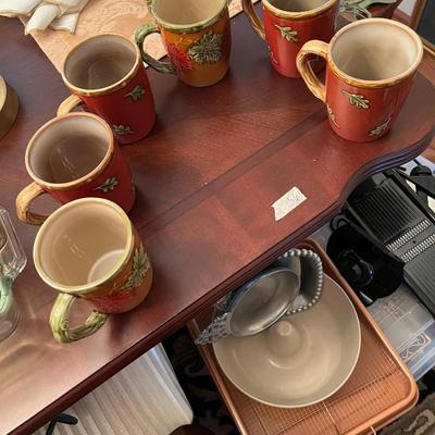 Set of 6 Fall Mugs - Lot 156