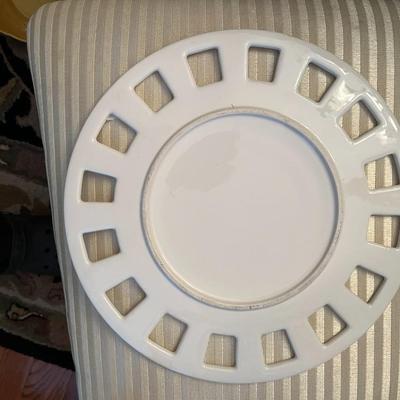 Set of 2 Ceramic Round Platters - Lot 158