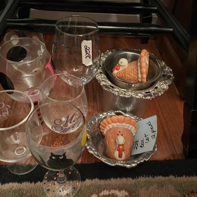 Box Lot - Turkey Salt Pepper Bowls Glasses - Lot 228