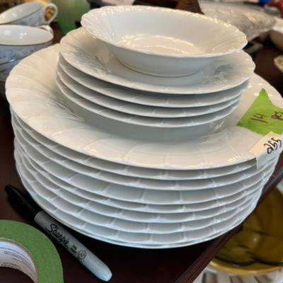 14 Pieces of White China - Lot 255